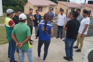 ALCALDE VISITA PLAN HABITACIONAL VALENCIA AGRÍCOLA, PREVIO A ENTREGA OFICIAL POR PARTE DEL GOBIERNO NACIONAL