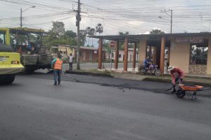 MUNICIPIO CONTINÚA MEJORANDO CON ASFALTADO VARIAS CALLES EN EL CENTRO DE VALENCIA